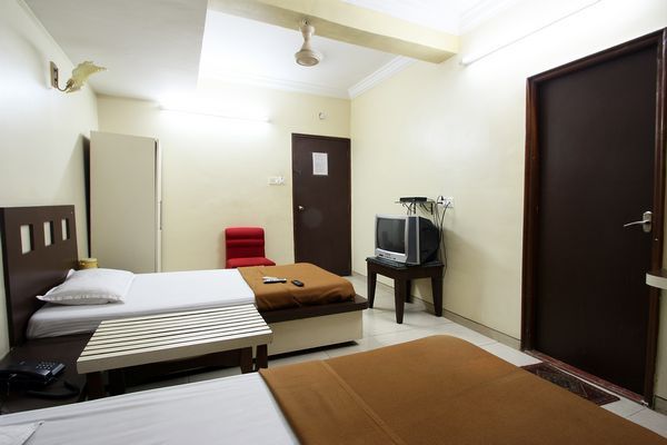 Hotel Neelkiran